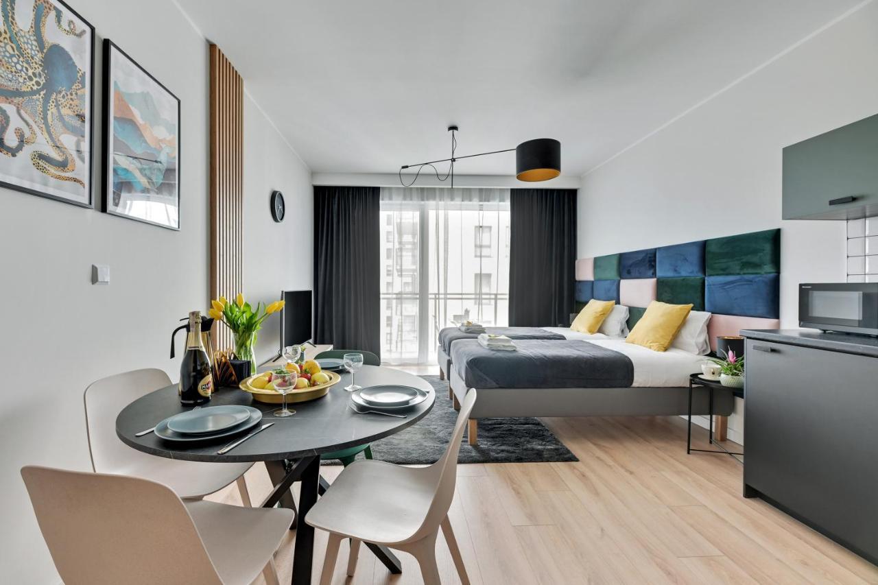 Apartament Walowa Shipyard Гданьск Экстерьер фото